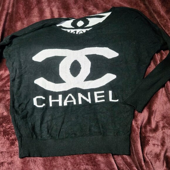 Black Chanel Long Sleeved Sweater - Picture 1 of 4